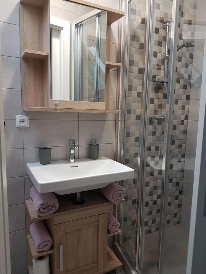 Apartmán V aleji Slavkov u Brna Exteriér fotografie